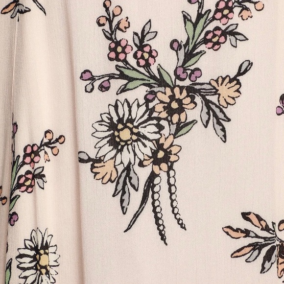 NWT Lulu’s Pink Floral Print Off Shoulder Dress LG - Picture 5 of 9